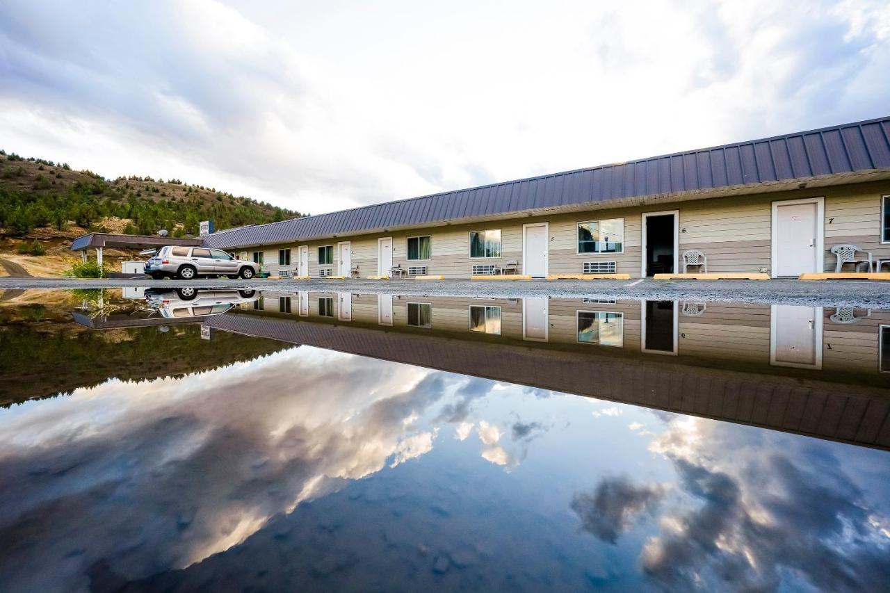Oyo Riverside Inn John Day Or Dış mekan fotoğraf