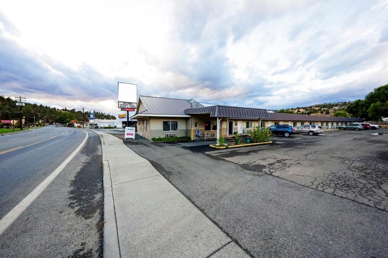 Oyo Riverside Inn John Day Or Dış mekan fotoğraf