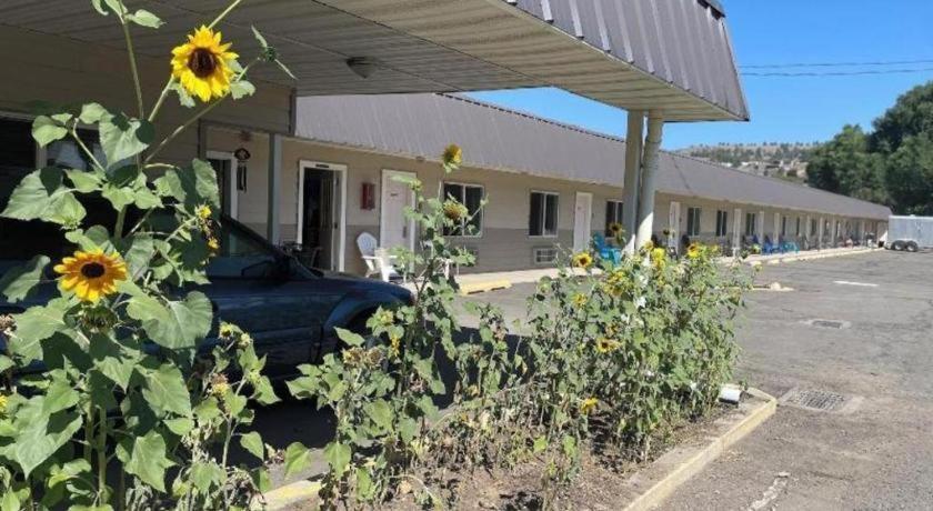 Oyo Riverside Inn John Day Or Dış mekan fotoğraf